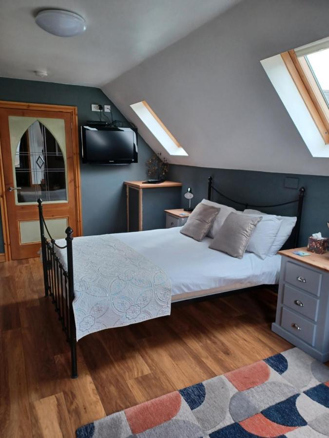 The Bear Bed and Breakfast Rhayader Exteriör bild