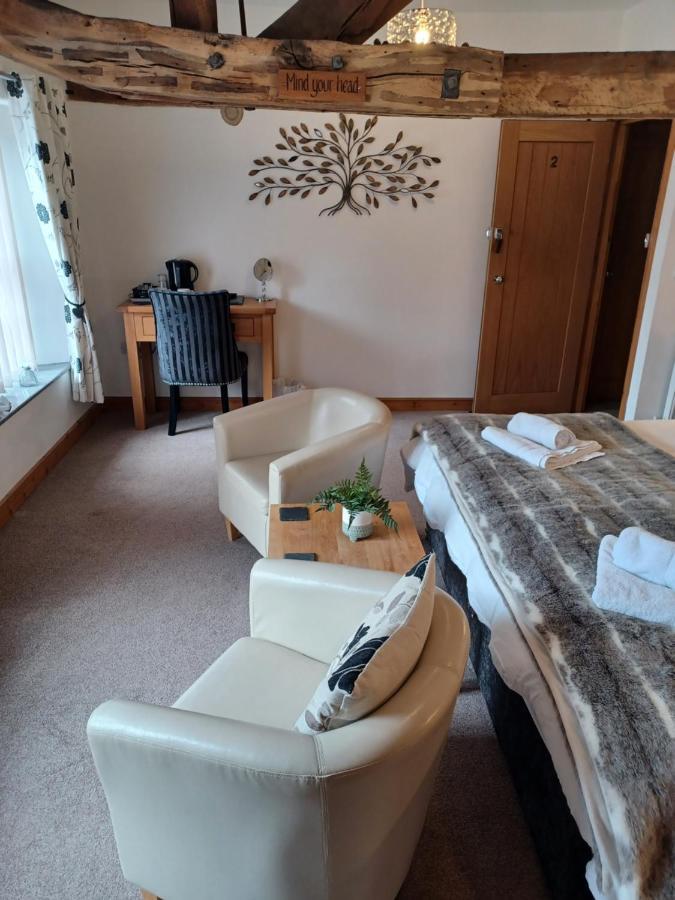 The Bear Bed and Breakfast Rhayader Exteriör bild