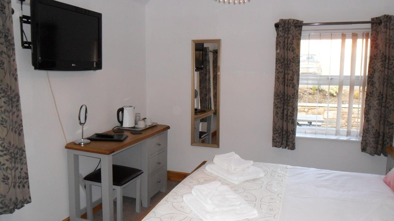 The Bear Bed and Breakfast Rhayader Exteriör bild